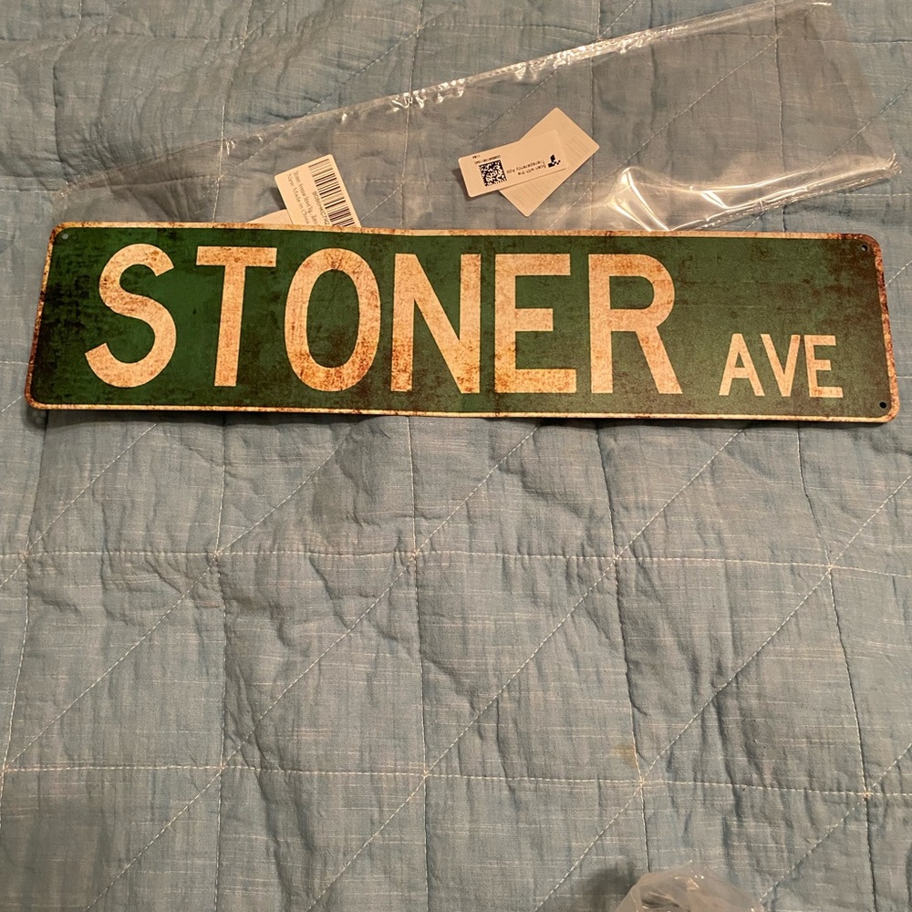 Stoner Ave metal sign